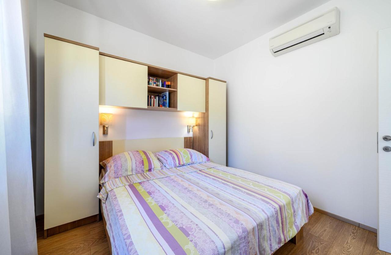 Sibenik Boats Apartment Raslina Екстериор снимка